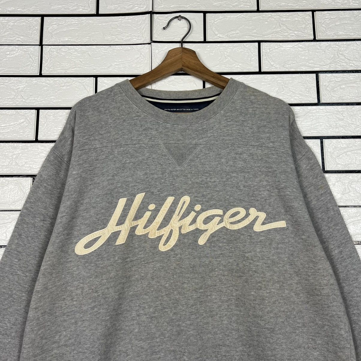 Tommy Hilfiger Y2k Vintage TOMMY HILFIGER Big Logo Sweatshirt #3943-C180 Size US M / EU 48-50 / 2 - 2 Thumbnail