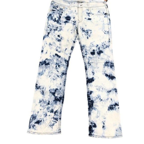 True Religion EXTREMELY RARE MISSPRINTED True Religion Jeans Size 38 Upsid Size US 38 / EU 54 - 3 Thumbnail