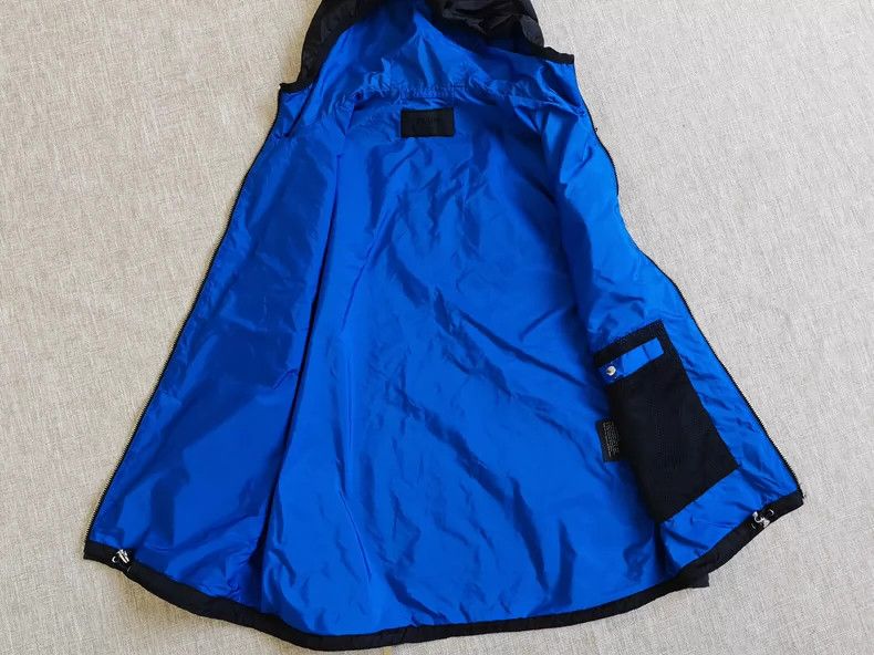 Prada Prada Men's vest hooded vest 2501-Nextarrow Size US S / EU 44-46 / 1 - 8 Thumbnail