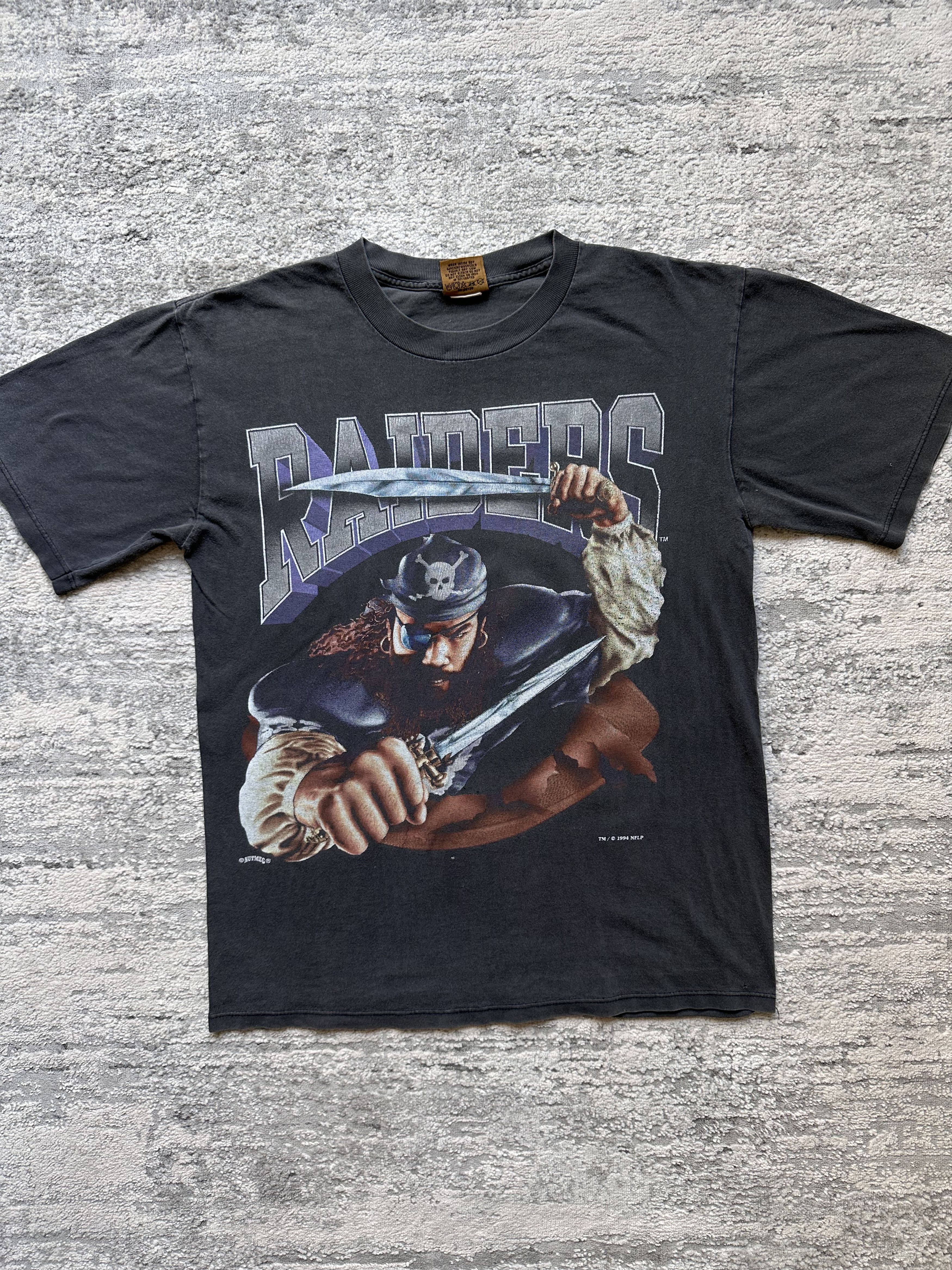 Nutmeg Nfl Raiders vintage t shirt 1994 Size US M / EU 48-50 / 2 - 1 Thumbnail
