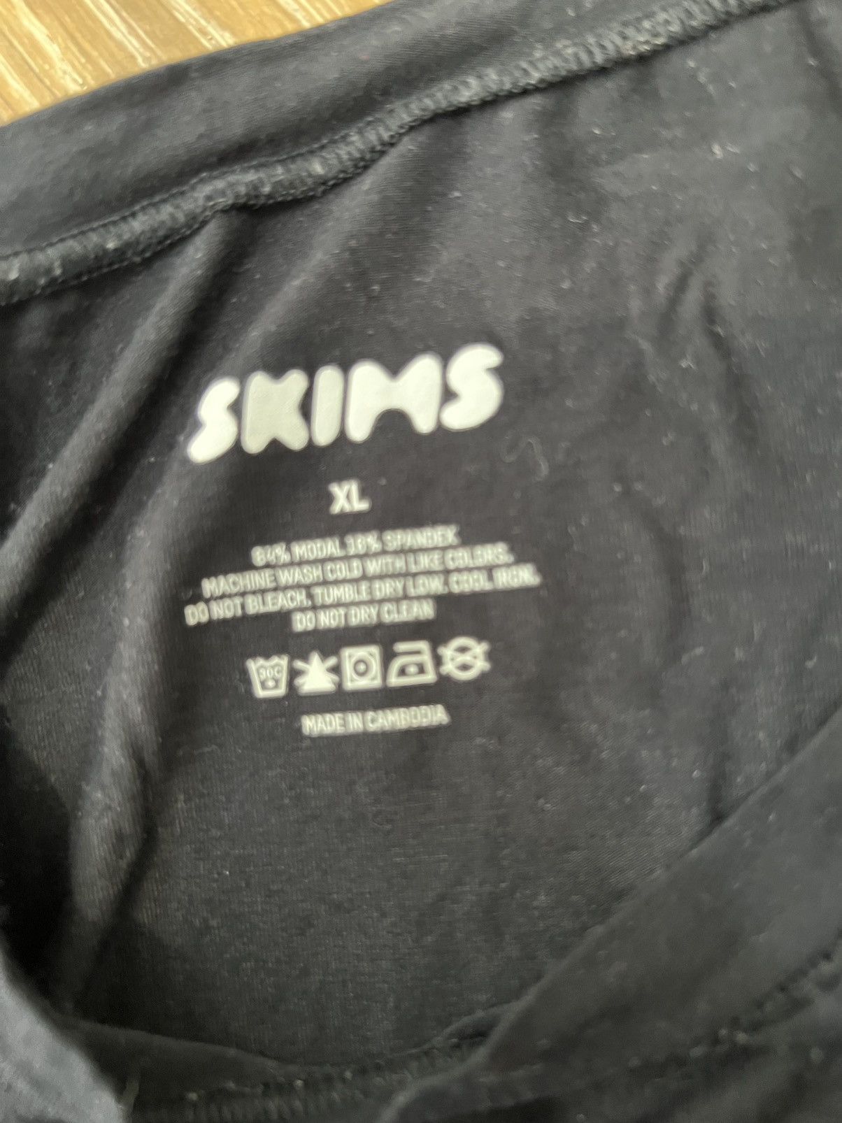 Kim Kardashian 2 Skims tee Size US XL / EU 56 / 4 - 6 Thumbnail