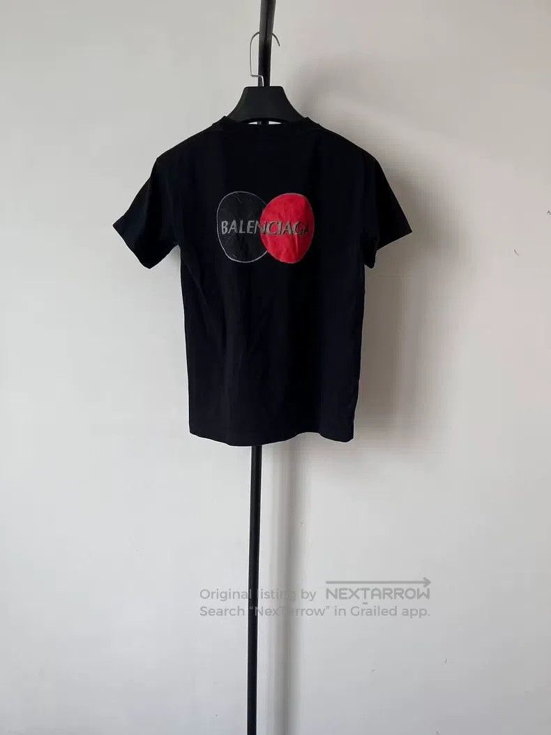 Balenciaga Balenciaga Letter Print Crewneck Straight Short Sleeve Size S / US 4 / IT 40 - 2 Thumbnail