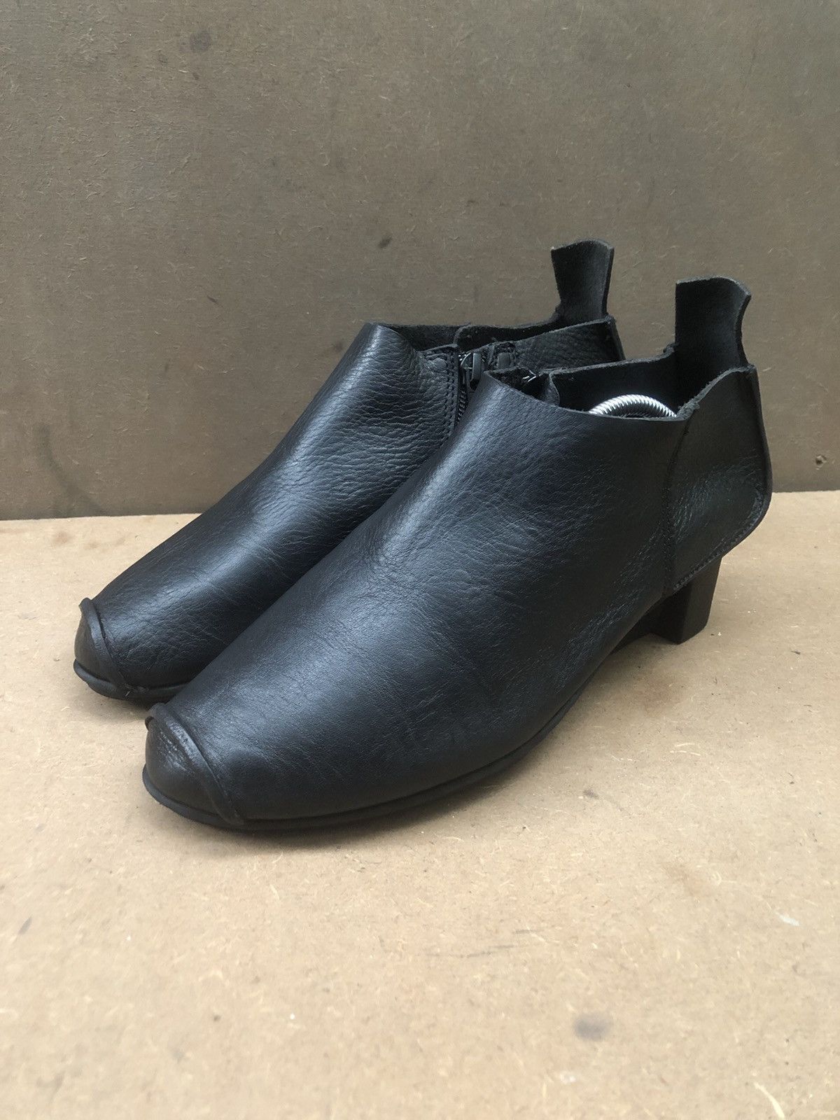 Trippen Trippen Black Calfskin Leather Women’s Ankle Shoes Size 39 Size US 8 / IT 38 - 1 Thumbnail