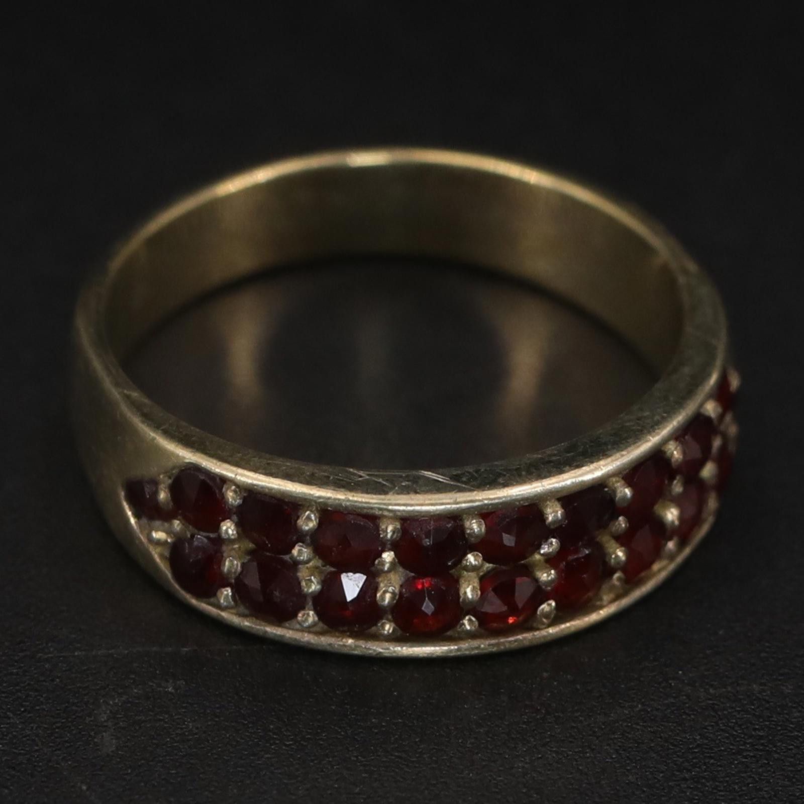 The Unbranded Brand Sterling Silver Designer Garnet Pave Gold Band Ring Size 7 Size ONE SIZE - 1 Thumbnail