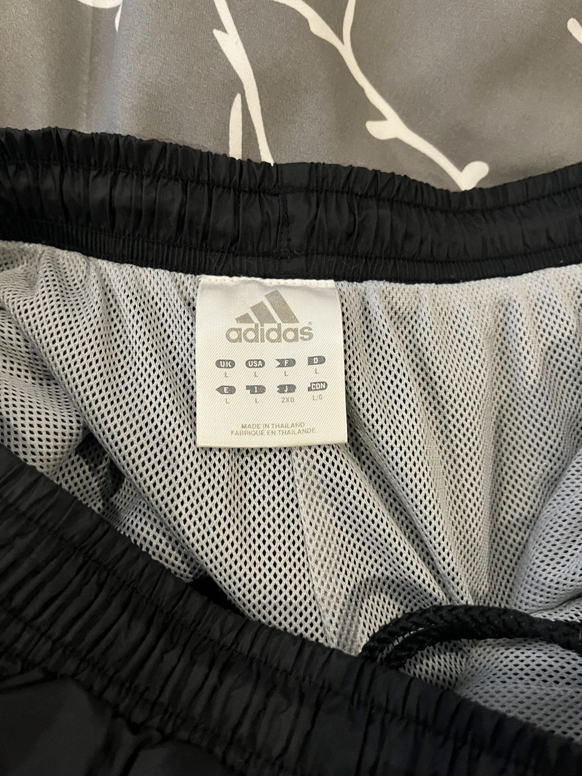 Adidas Adidas baggy track pants Size US 32 / EU 48 - 3 Thumbnail
