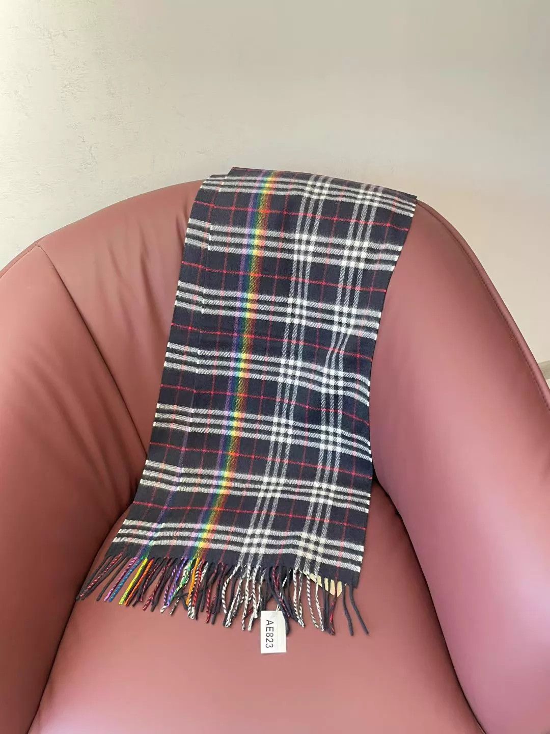 Burberry Burberry 100% Cashmere Rainbow Unisex Scarf 168x30 AE823 Size ONE SIZE - 8 Thumbnail
