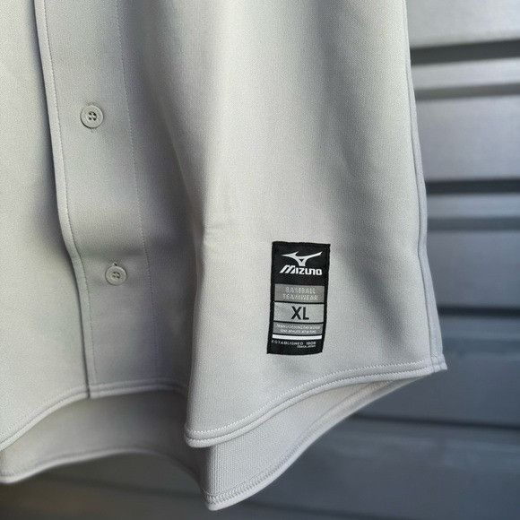 Mizuno NWT MIZUNO COMP GAME SLEEVELESS GRAY JERSEY SZ EXTRA LARGE X Size US XL / EU 56 / 4 - 2 Thumbnail