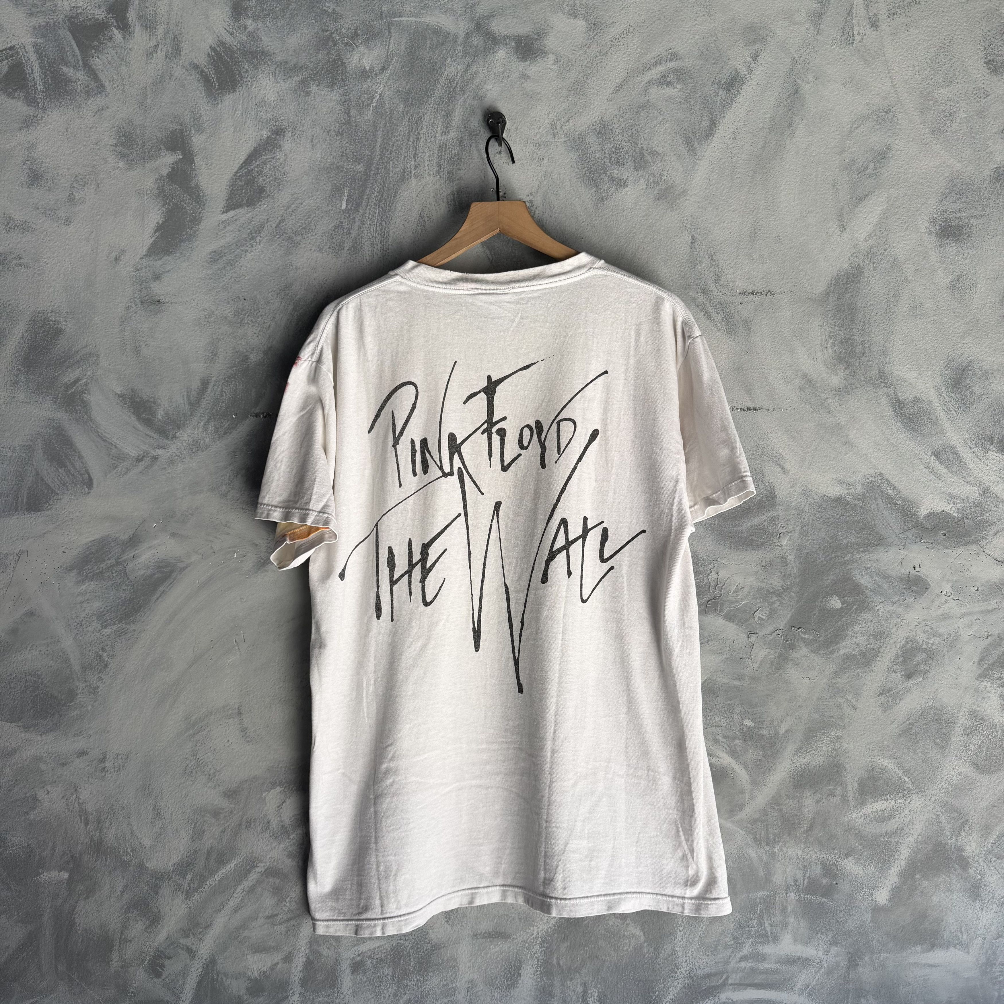 Pink Floyd Vtg Pink Floyd The Wall T Shirt Mens 90s All Over Print Rare Size US L / EU 52-54 / 3 - 2 Thumbnail