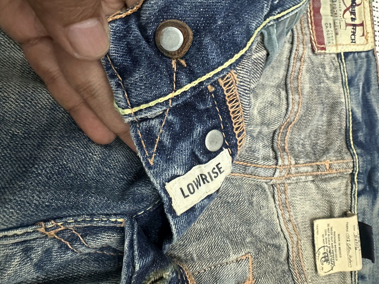 Abercrombie & Fitch 🔥Rare !!! ABERCROMBIE&FITCH DISTRESSED JEANS Size US 32 / EU 48 - 13 Thumbnail