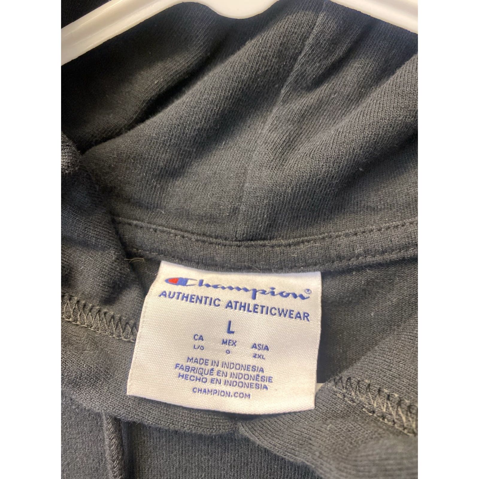 Champion Champion Hoodie Large Black Logo Sweatshirt Pullover Sweater 36-86 Size US L / EU 52-54 / 3 - 5 Thumbnail
