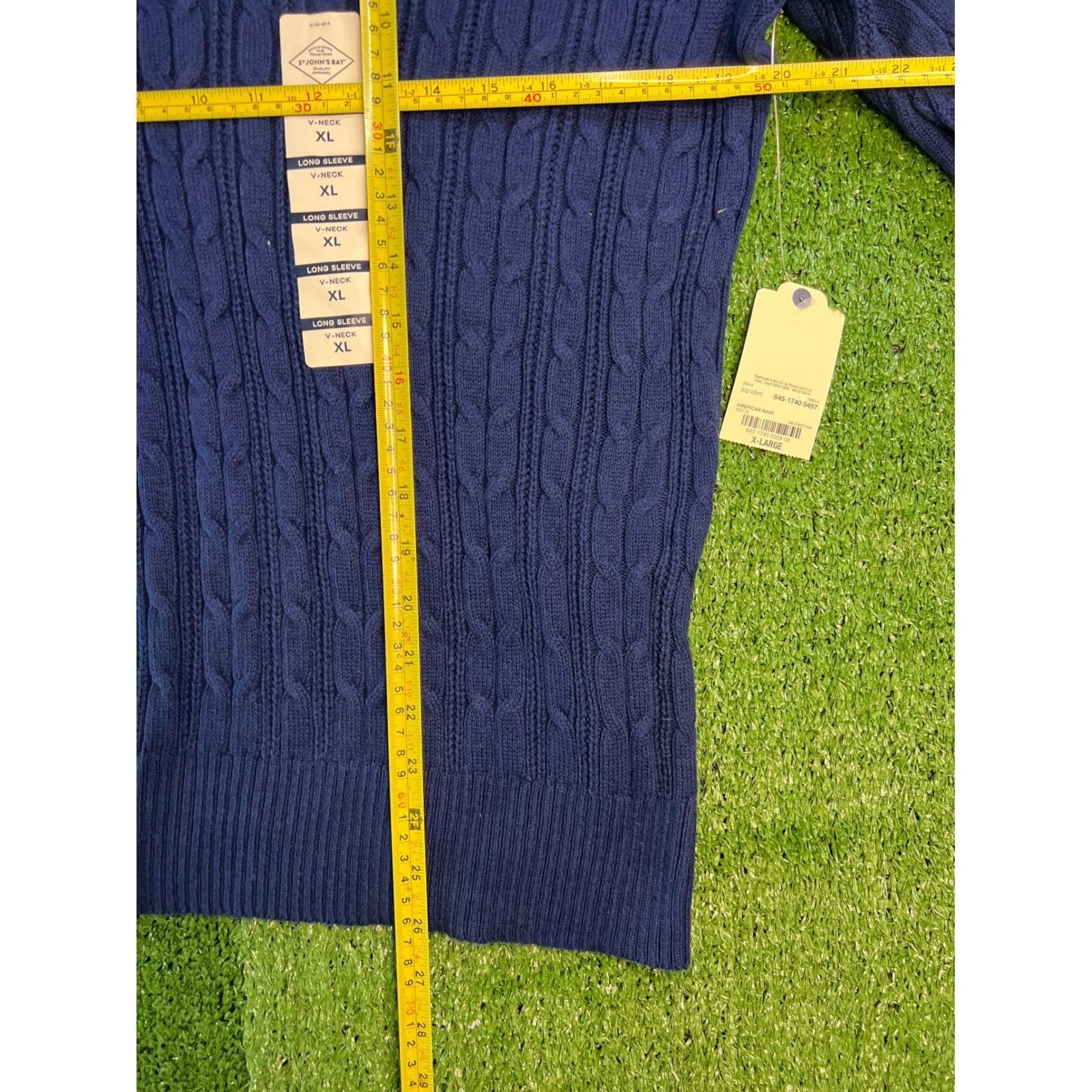 St. Johns Bay NWT St John's Bay Women's XL V-Neck Cable Knit Sweater Size XL / US 12-14 / IT 48-50 - 4 Thumbnail