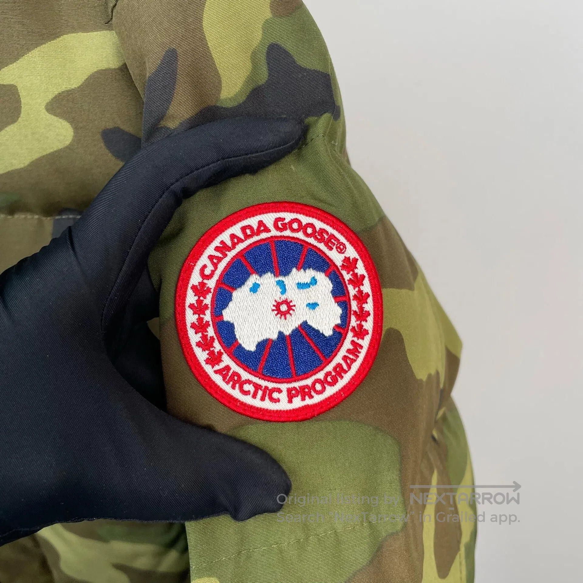 Canada Goose Canada Goose Camouflage Multi-Pocket Hooded Puffer Jacket| Size US S / EU 44-46 / 1 - 7 Thumbnail
