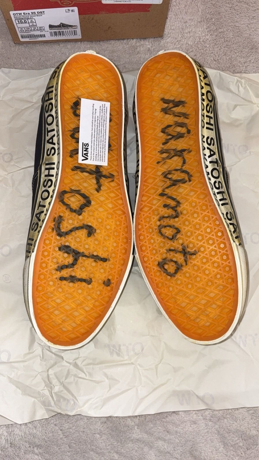 Satoshi Nakamoto × Vans Vans OTW Era 95 Satoshi Nakamoto Lucky Charm Size US 10 / EU 43 - 2 Thumbnail