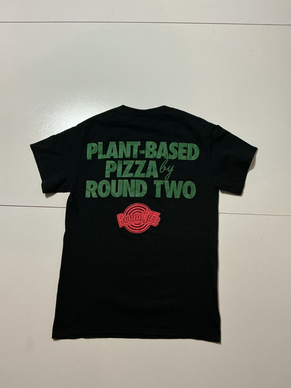 Round Two Round Two Sean Wotherspoon Pizza TMNT Ninja Turtles T-Shirt Size US S / EU 44-46 / 1 - 2 Thumbnail