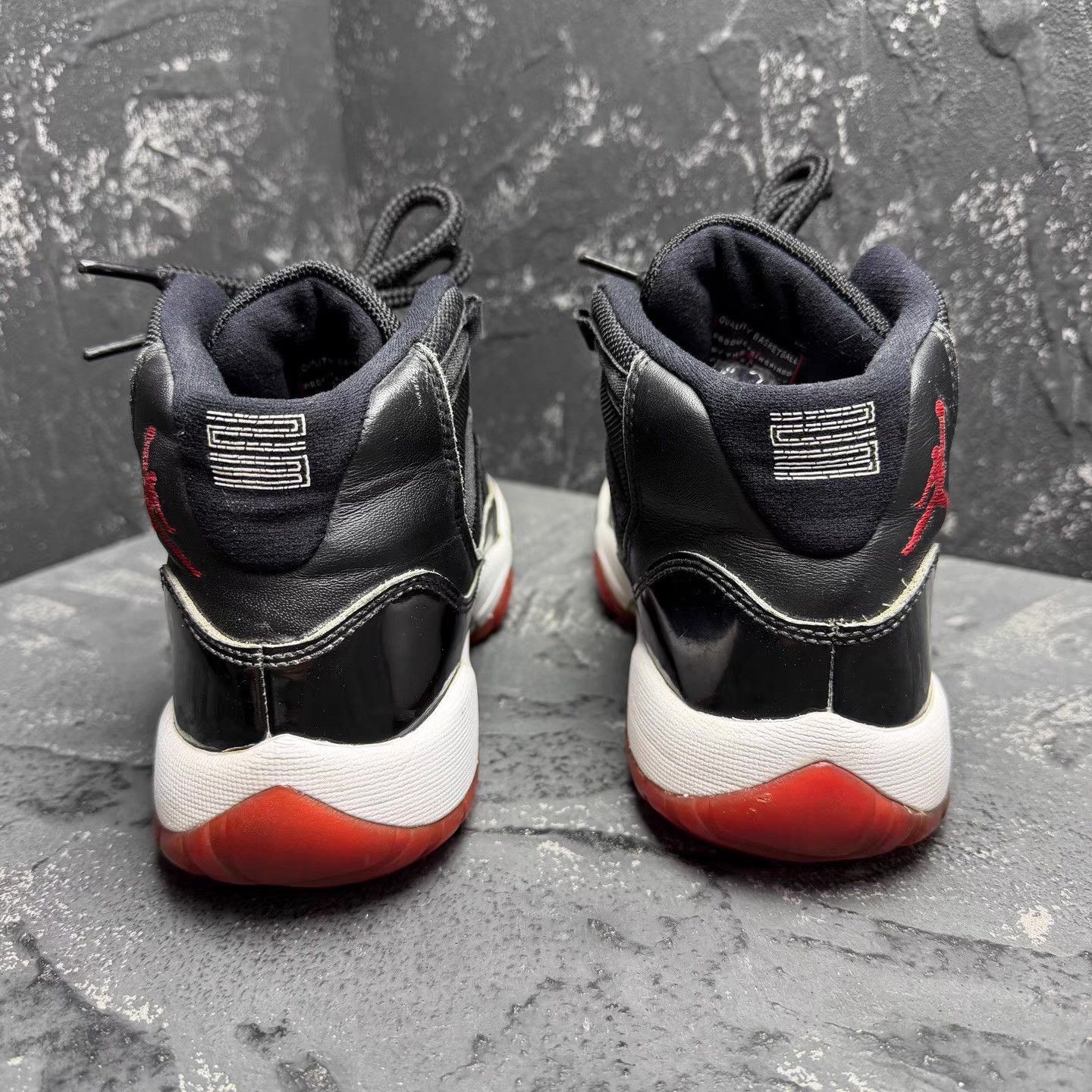 Nike Air Jordan 11 Bred Playoffs Q10 Size US 6.5 / IT 36.5 - 7 Thumbnail