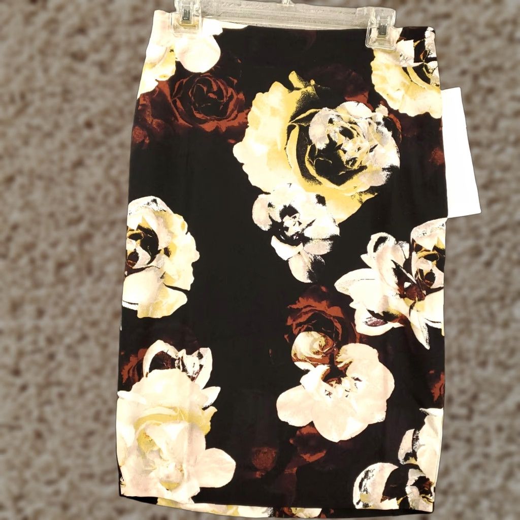 Vintage ASHRO Skirt Women S Black Floral Pencil Pull On Stretchy NWT Size 28" / US 6 / IT 42 - 1 Thumbnail