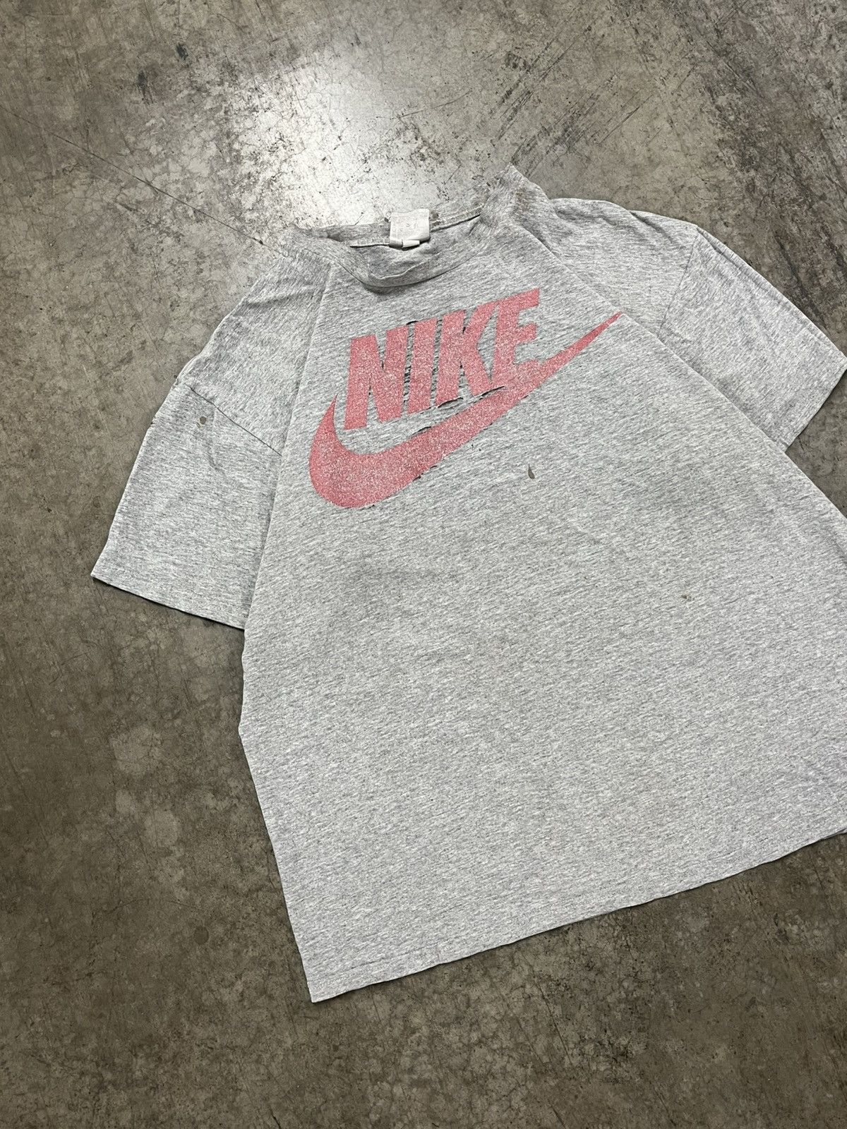 Nike × Vintage Nike spell out thrashed and faded tee shirt hype rare Size US XL / EU 56 / 4 - 3 Thumbnail