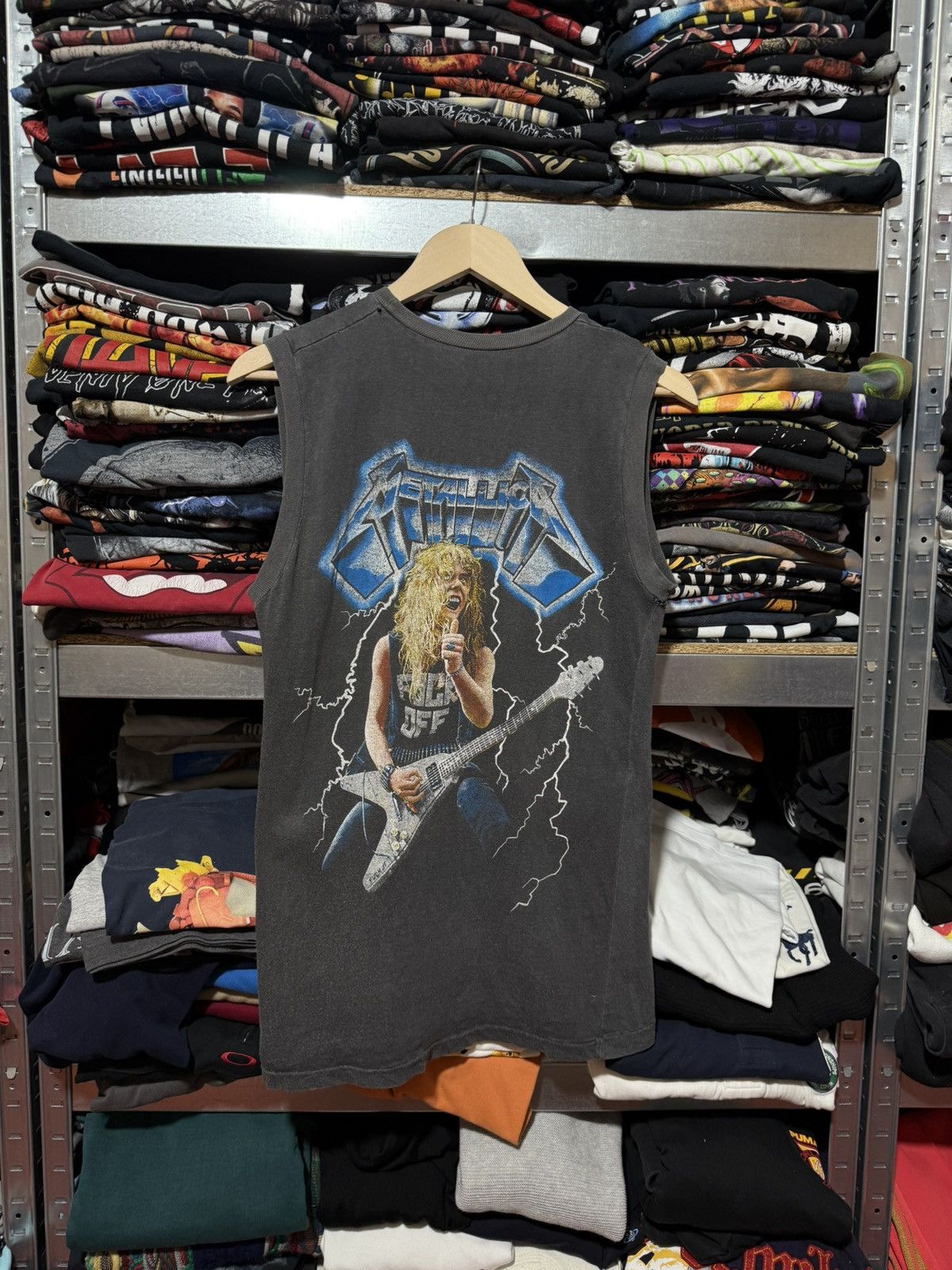 Vintage Vintage 1980’s Metallica Master Of Puppets Sleveless T-Shirt Size US S / EU 44-46 / 1 - 2 Thumbnail