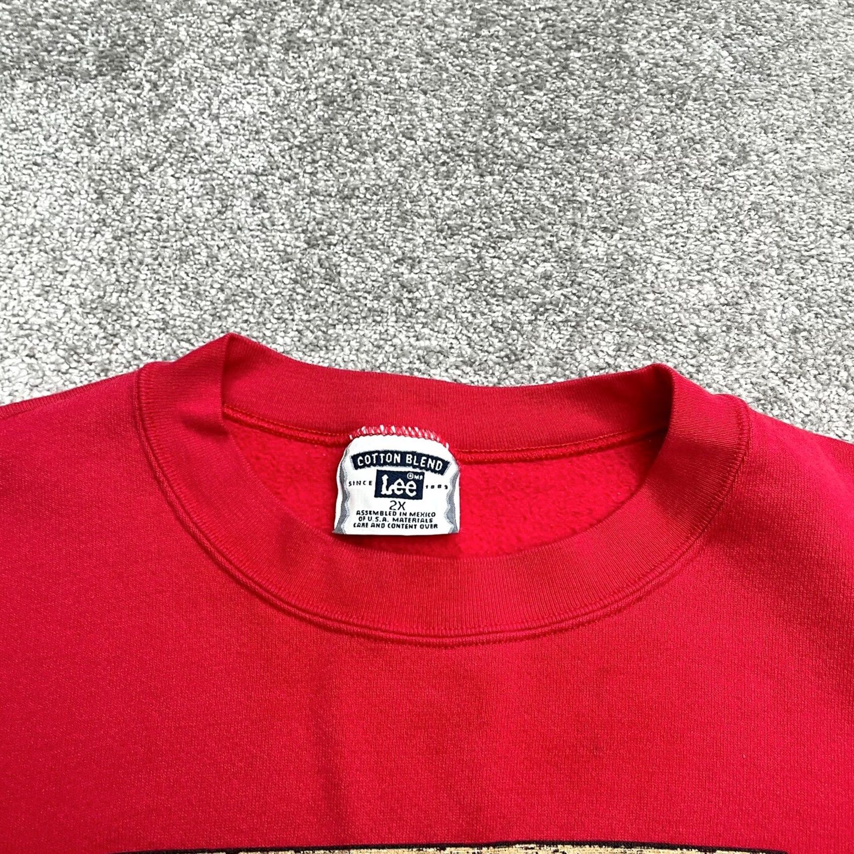 Lee VINTAGE Lee 90s Y2K Graphic Sweatshirt Unisex Adult 2XL Red Crew Neck Casual Size US XXL / EU 58 / 5 - 5 Thumbnail