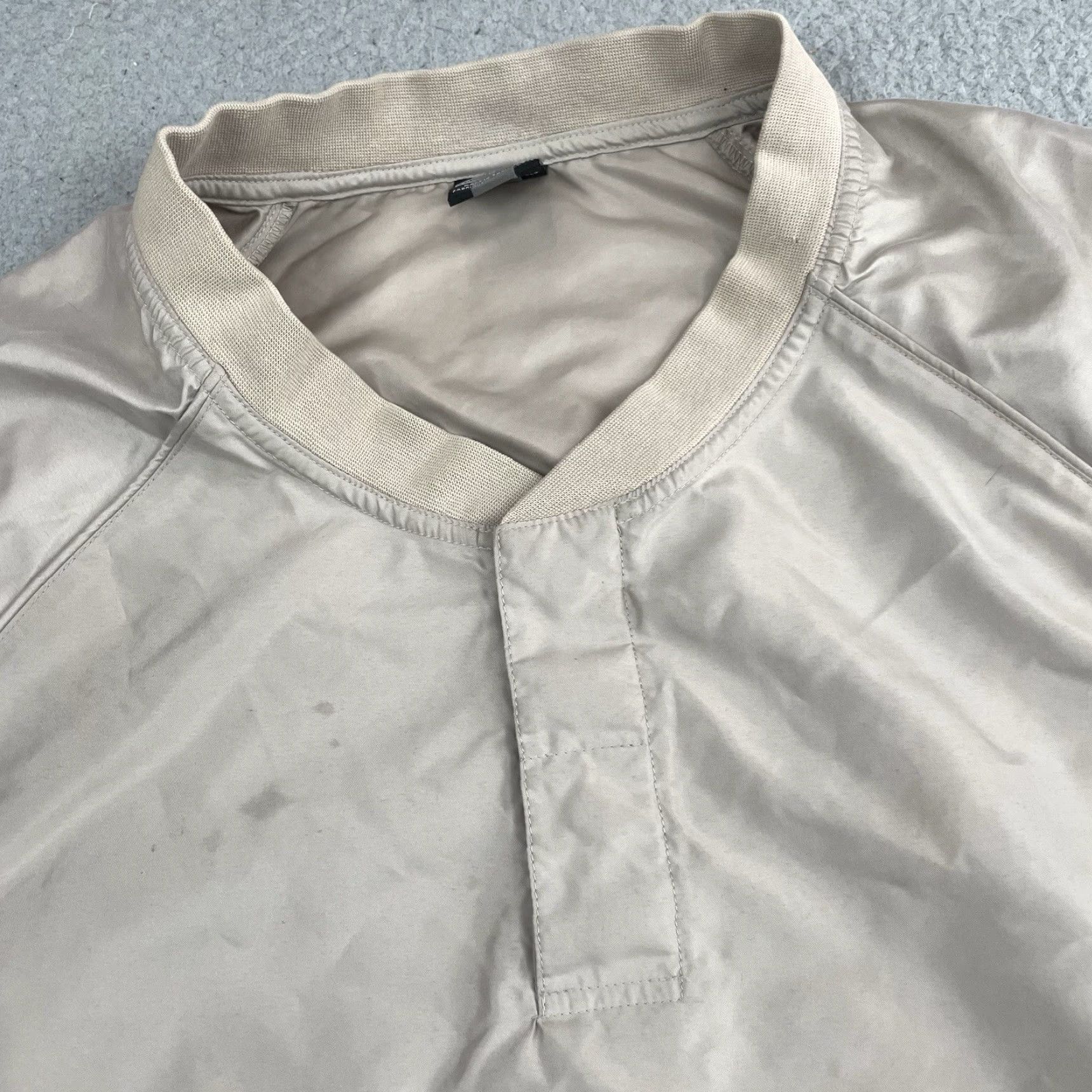 Nike VINTAGE Nike Golf Jacket Mens 2XL Brown Beige 1/4 Button Pullover Windbreaker Short All Seasons Logo Nike Mens Size US XXL / EU 58 / 5 - 2 Thumbnail