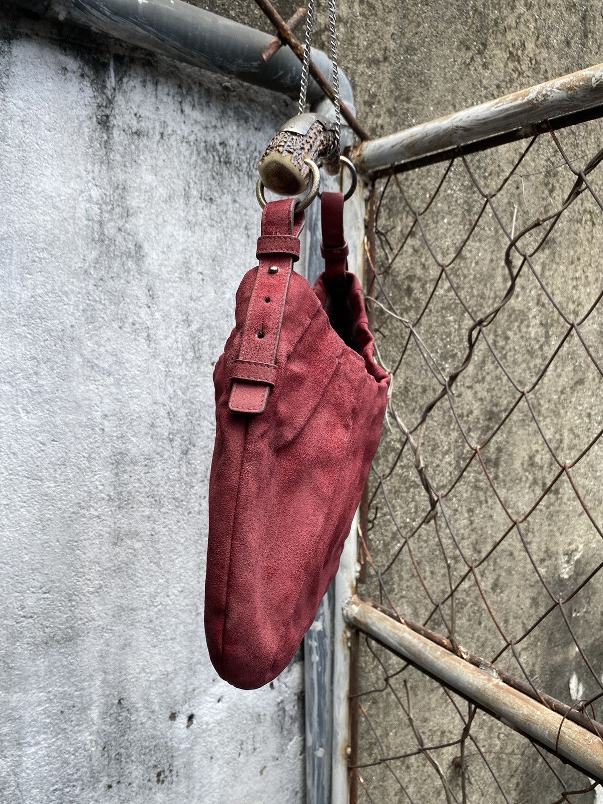 Yves Saint Laurent Rare Yves Saint Laurent - Tom Ford - Burgundy Mombasa Hobo Size ONE SIZE - 7 Thumbnail