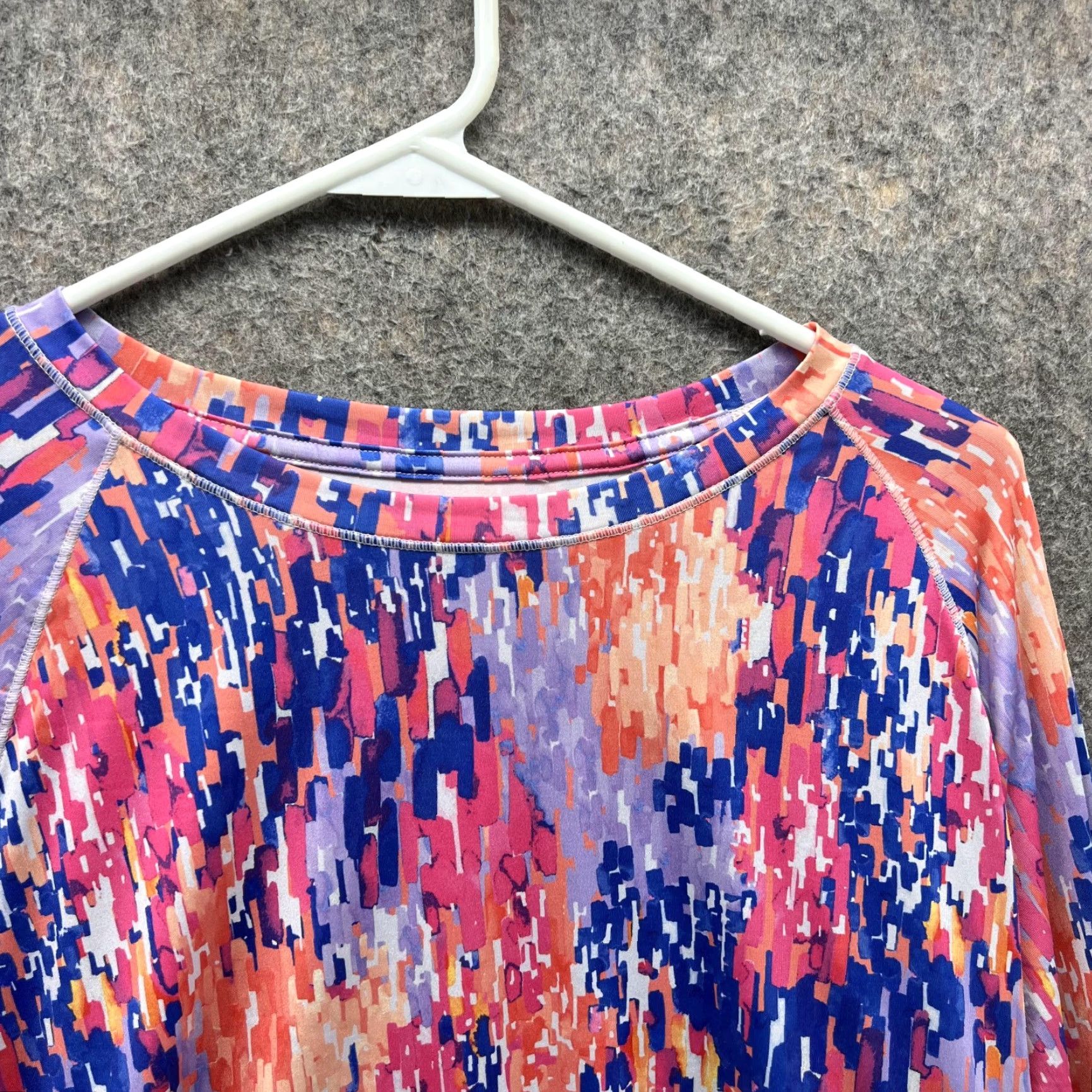 Vintage Reel Legends Shirt Women Large Blue Crewneck Geometric Knit Polyester T-Shirt Centered Logo All Seasons Casual Size L / US 10 / IT 46 - 4 Thumbnail