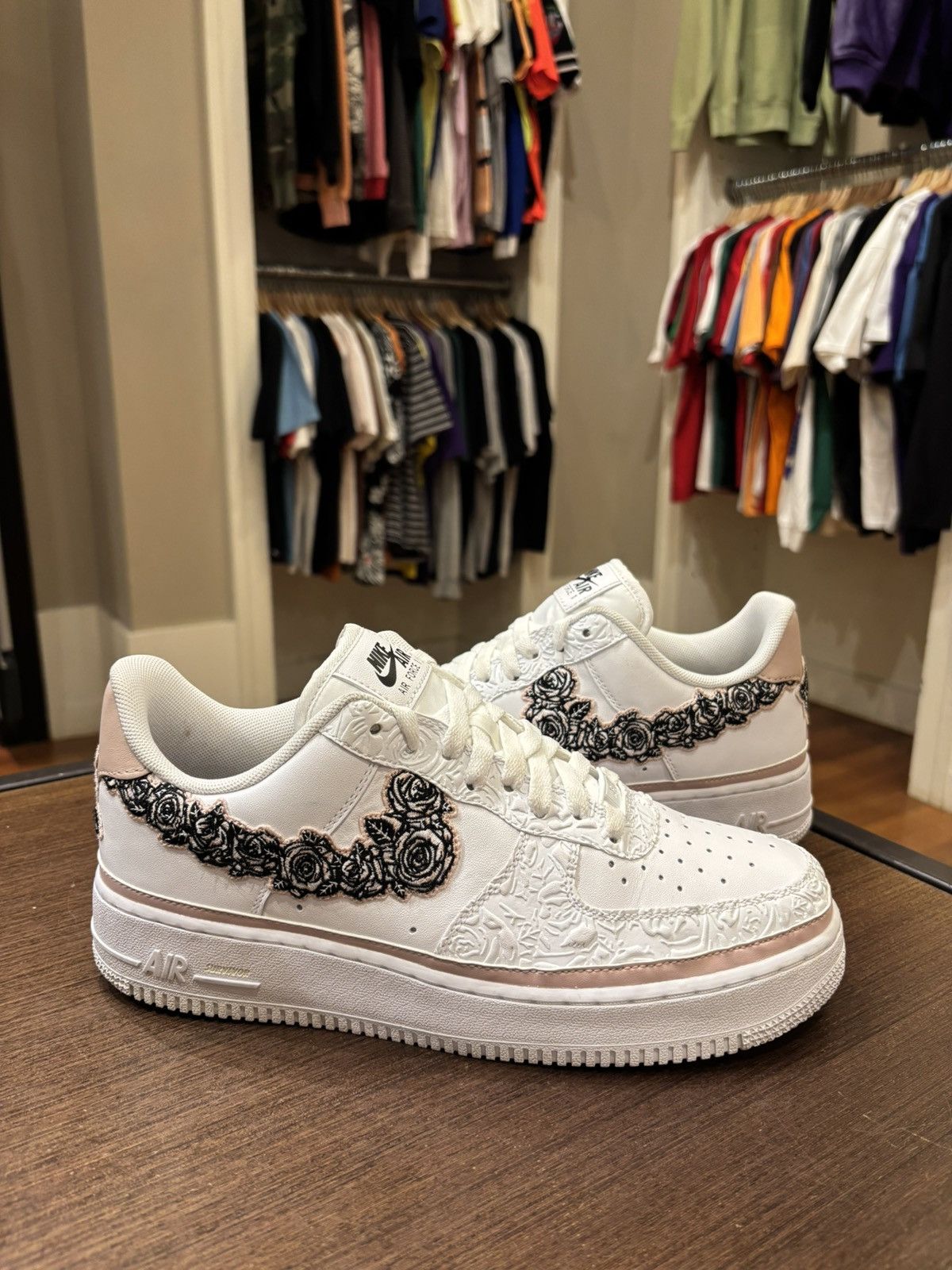 Nike Nike Air Force 1 Low Doernbecher (2019) Size US 9 / EU 42 - 2 Thumbnail