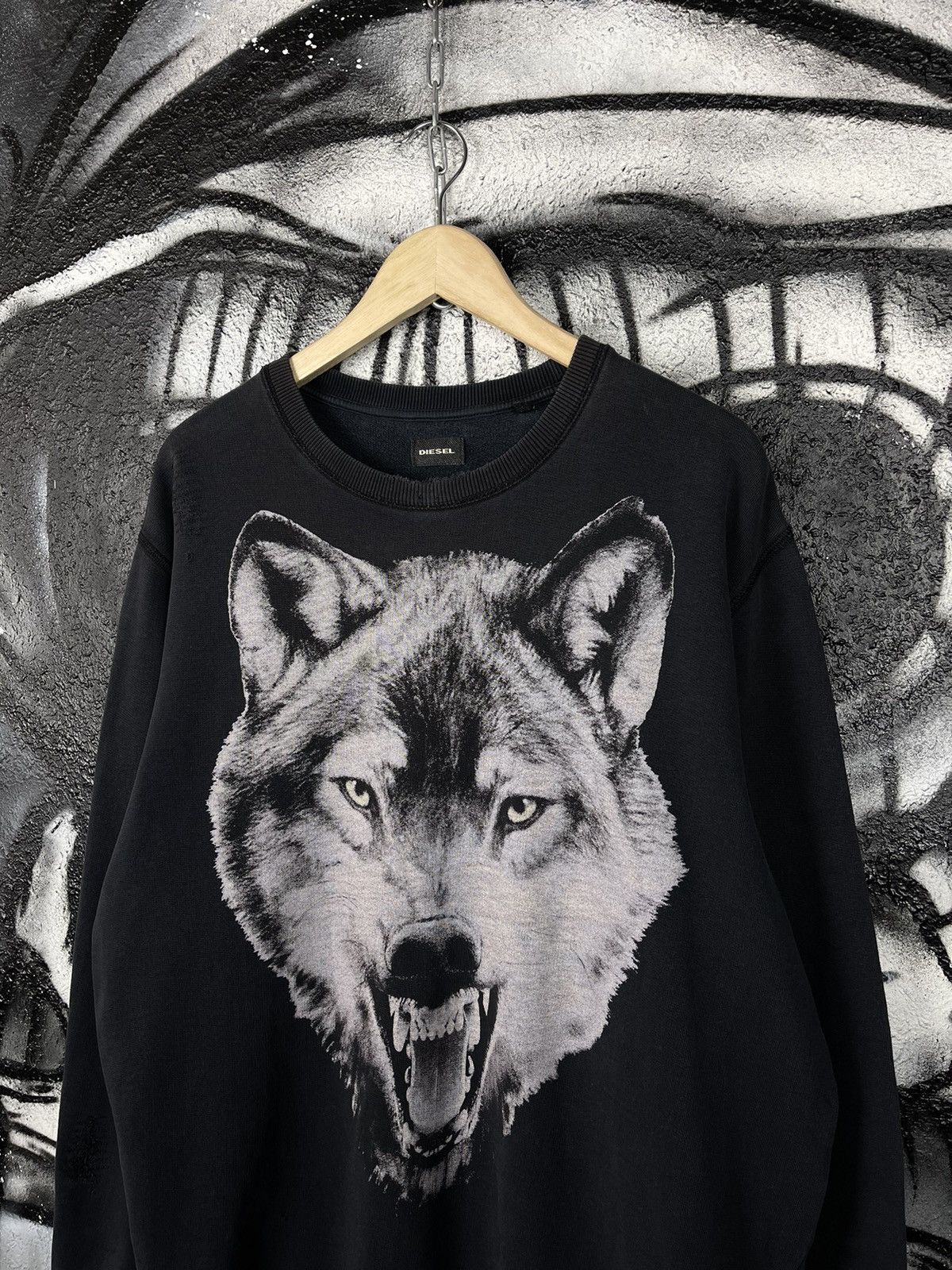 Designer × Diesel Diesel Graphic Print Wolf Distressed Sweatshirt Men’s Size US XL / EU 56 / 4 - 6 Thumbnail