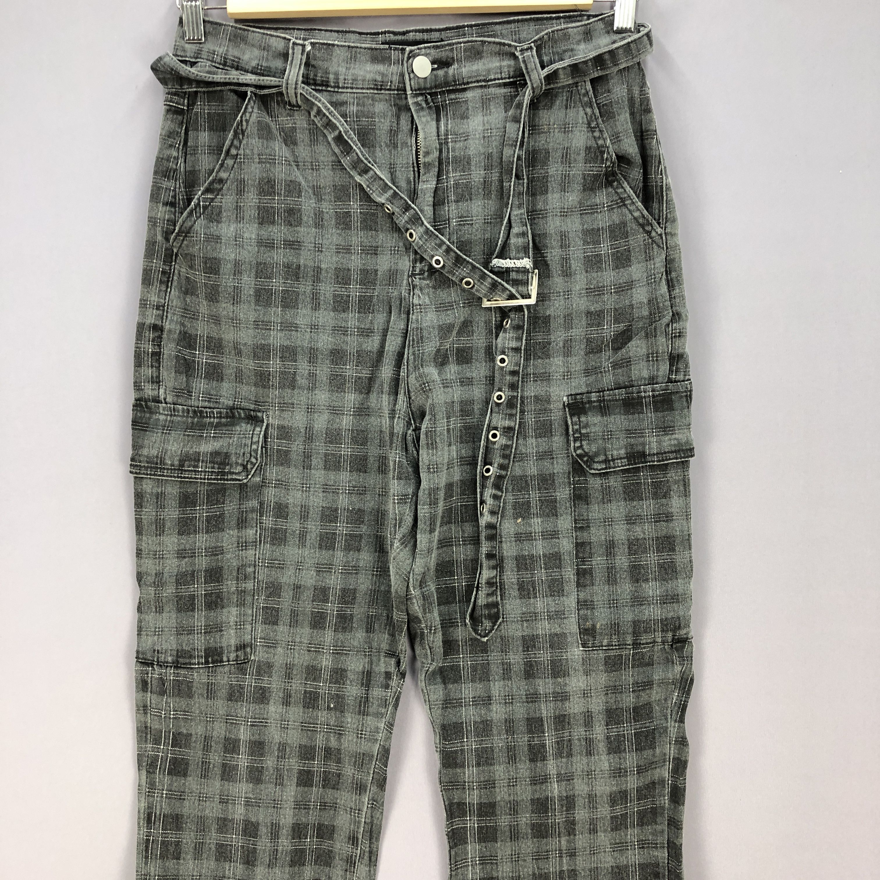 Japanese Brand Japanese Check Cargo Pants Punk Parachute Jogger Trousers Size US 30 / EU 46 - 4 Thumbnail