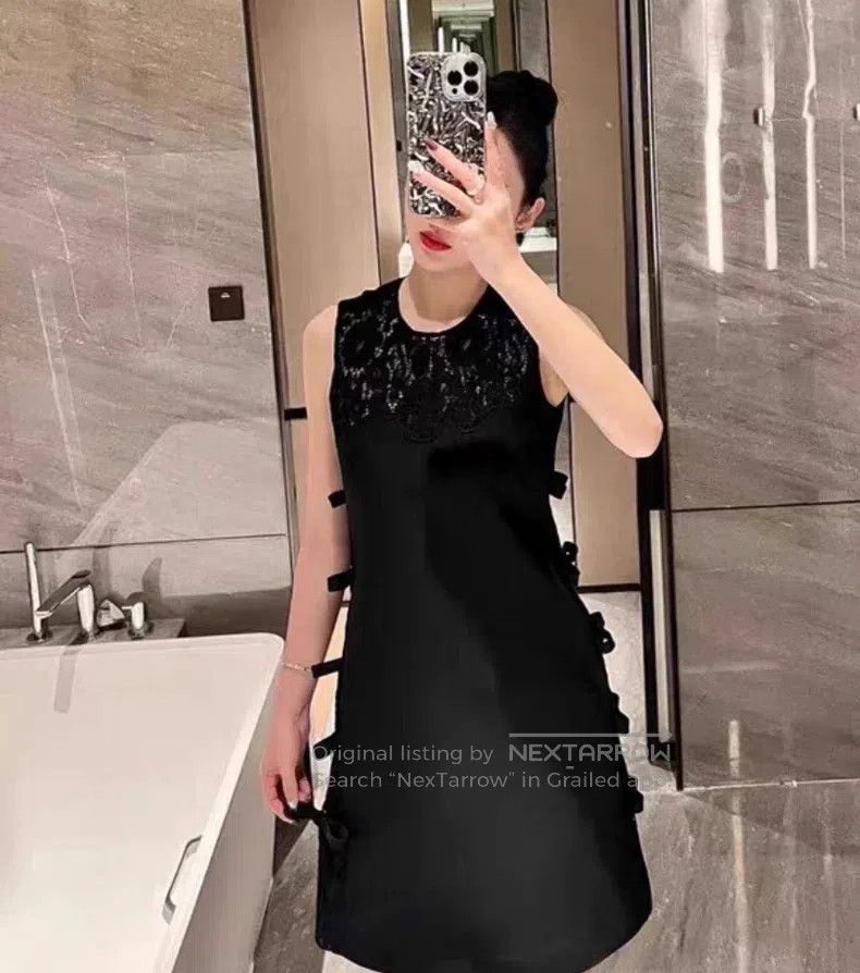 Valentino Valentino Black floral lace panelled cotton crew neck sle Size S / US 4 / IT 40 - 8 Thumbnail