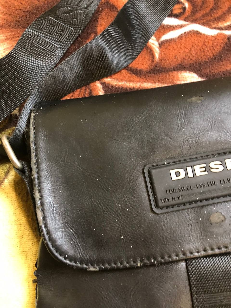 Diesel Diesel Style Pilot Vintage 00s Sling Bag Messanger Size ONE SIZE - 9 Thumbnail