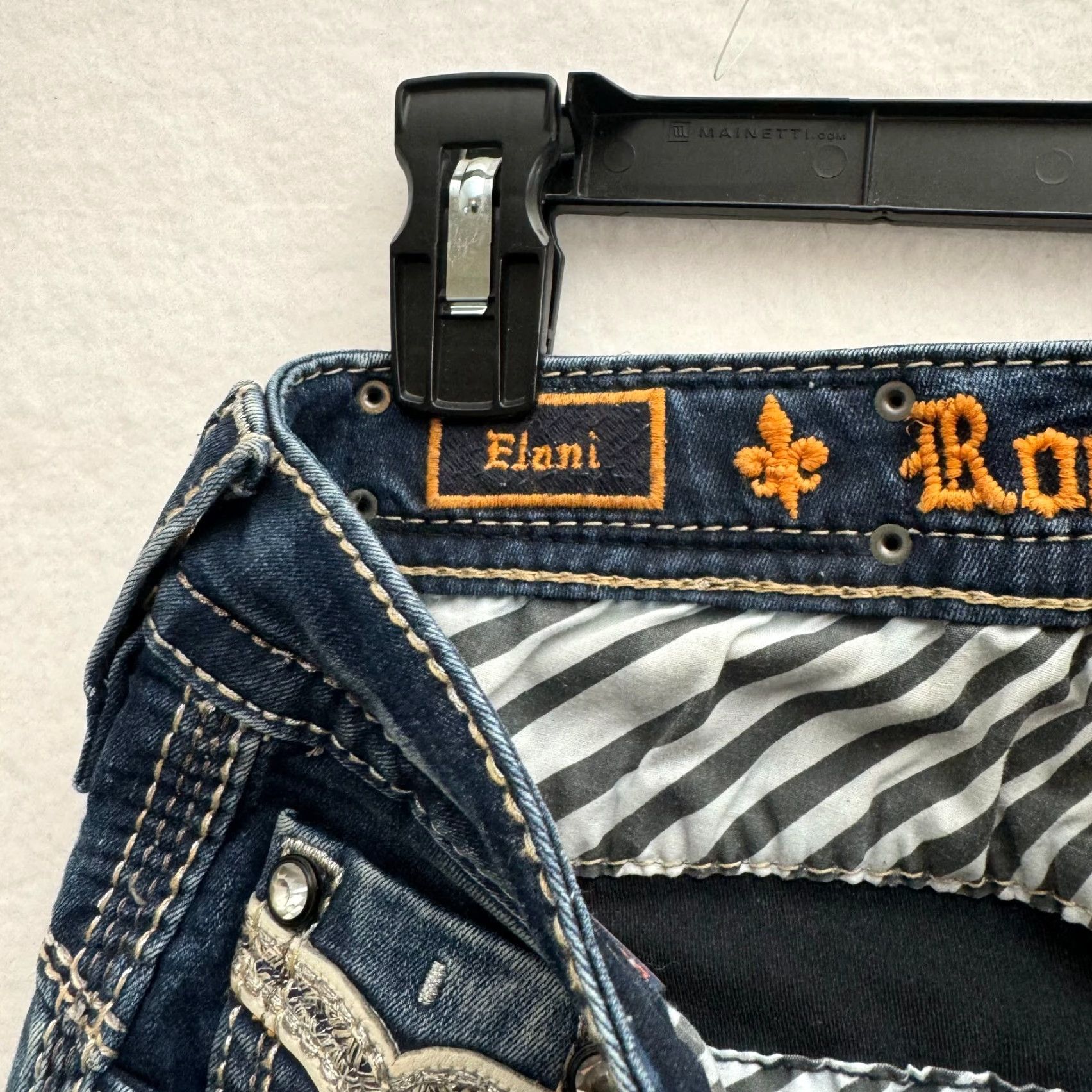 Vintage Rock Revival Women's Jeans Skinny 26 Distressed Embroidered Low Rise Blue Size 26" / US 2 / IT 38 - 7 Thumbnail