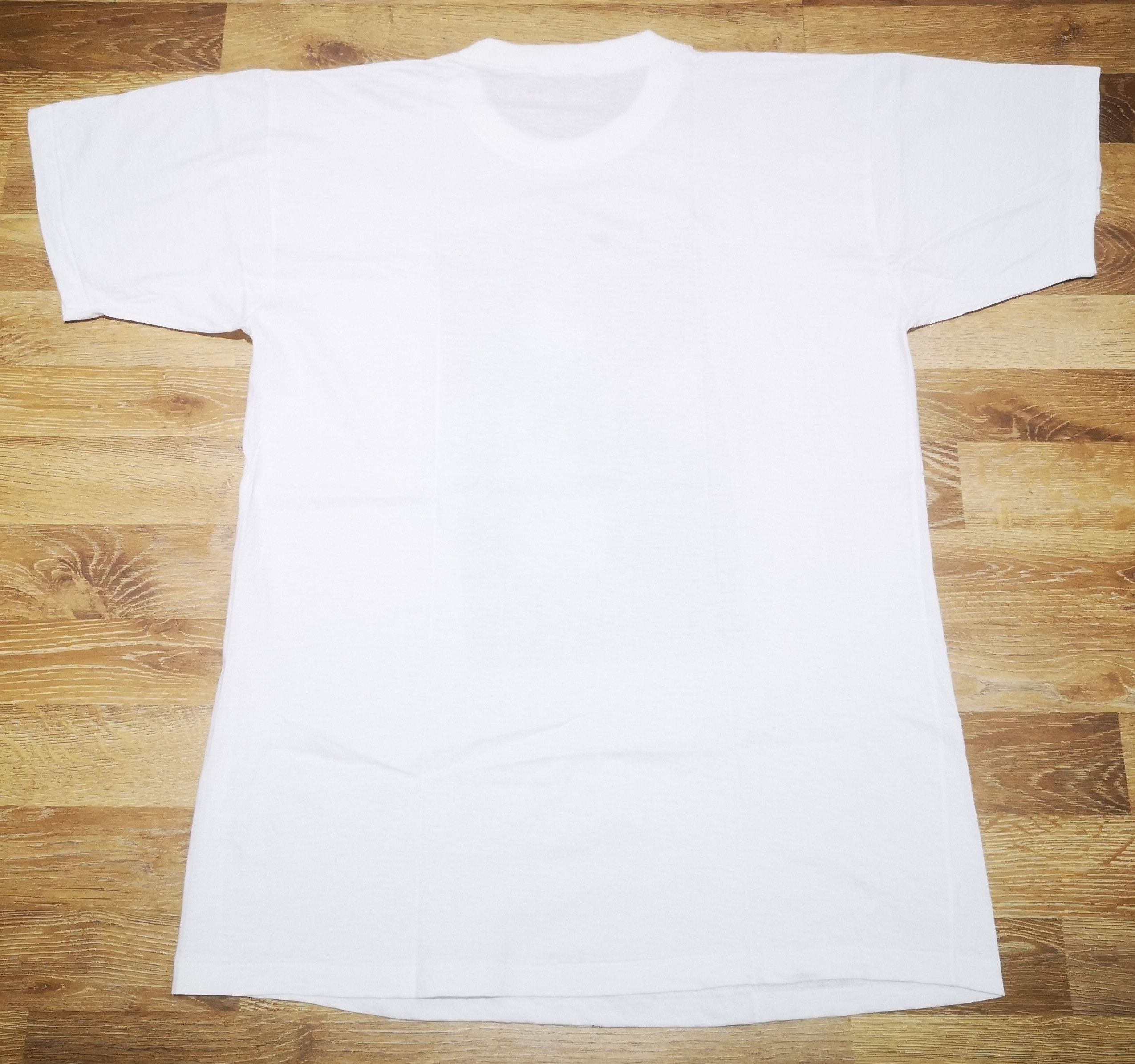 Band Tees × Vintage Vintage Japan J Rock Band Tetsuya Hyde L'Arc-en-Ciel Laruku Size US M / EU 48-50 / 2 - 9 Thumbnail