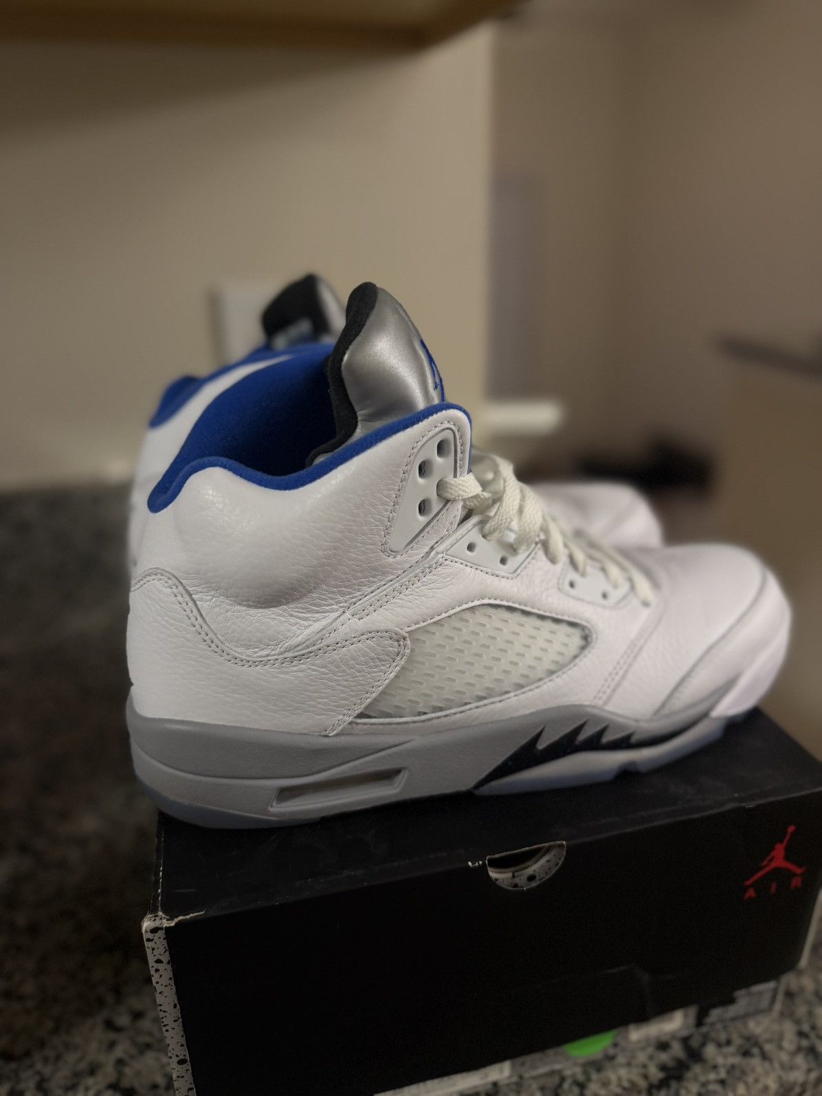 Jordan Brand × Nike Jordan 5 Stealth Size 12 W BOX (DD0587-140) Size US 12 / EU 45 - 2 Thumbnail