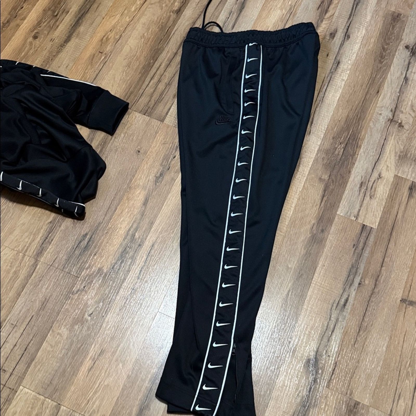 Nike NWOT Nike Zip Up Sweatshirt Sweatpant Matching Set Sweatsuit Size US M / EU 48-50 / 2 - 7 Thumbnail