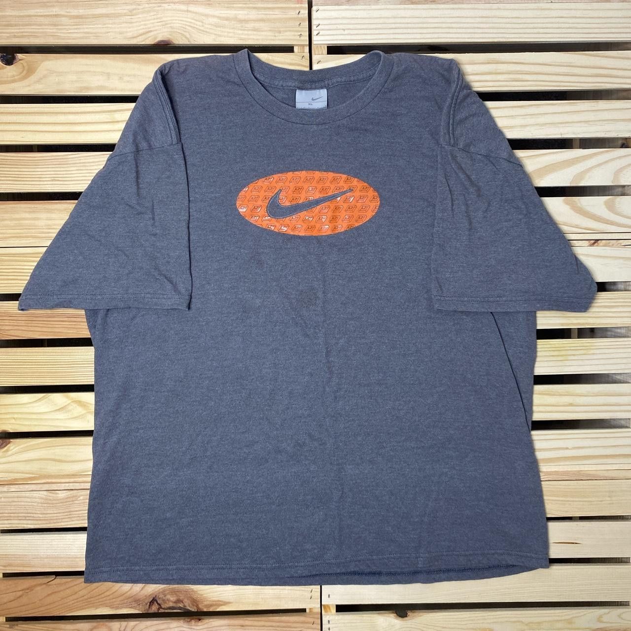 Nike Vintage Nike Center Check Gray Tee Size XL Size US XL / EU 56 / 4 - 1 Thumbnail