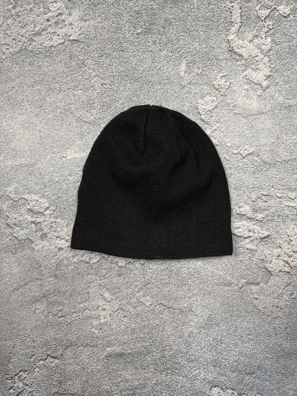 Nike Nike Vintage Two Side Hat Big Swoosh Logo Beanie Size ONE SIZE - 3 Thumbnail