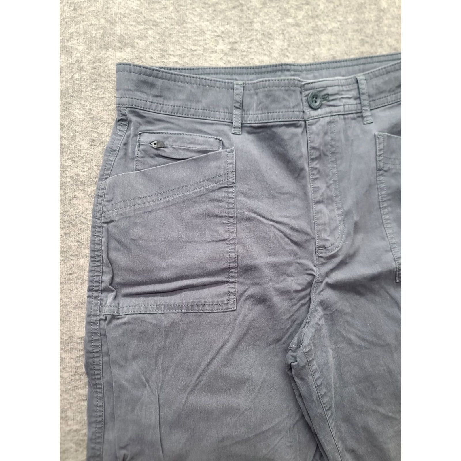 Eddie Bauer Eddie Bauer Capris Womens 8 Capri Pants Flat Front Twill Cotton Nylon Spandex 24 Inseam Gray Size ONE SIZE - 7 Thumbnail
