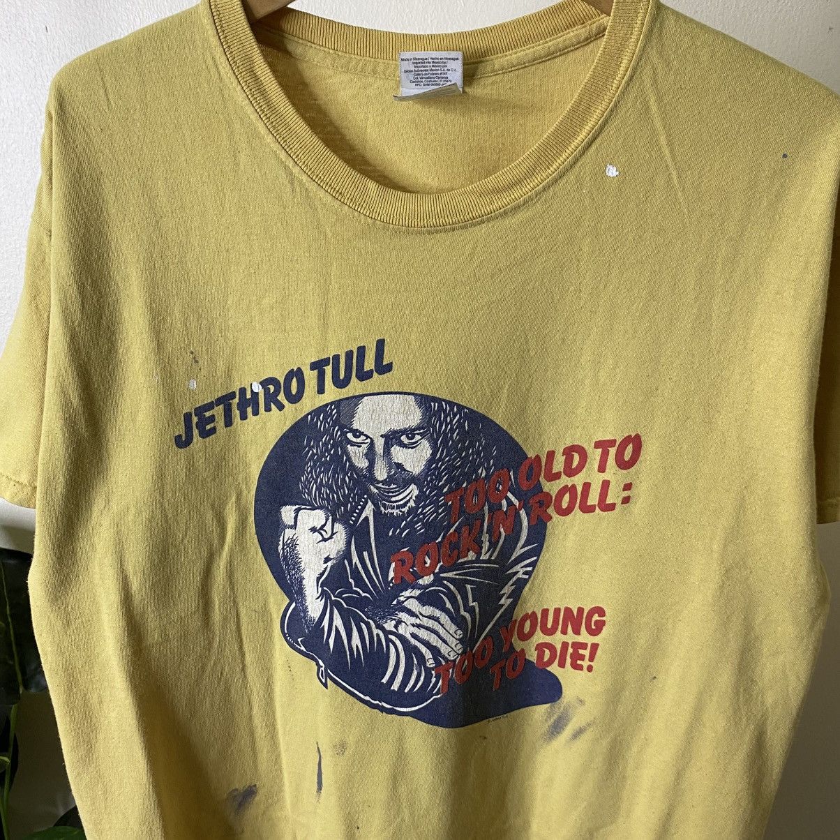 Band Tees Vintage Y2K Jethro Tull Too Old to Rock & Roll T Shirt Size US L / EU 52-54 / 3 - 2 Thumbnail