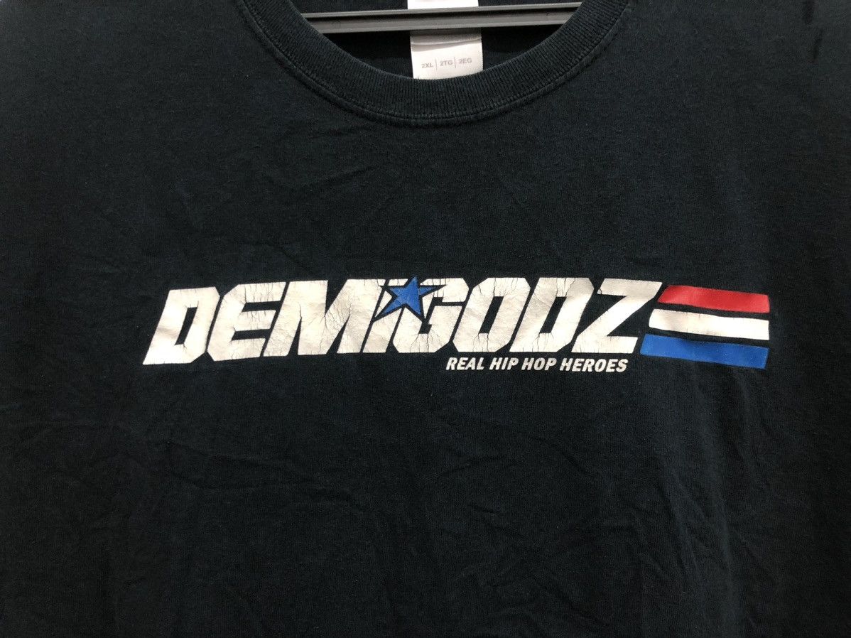 Gildan × Rap Tees × Vintage DEMIGODZ 🔥 REAL HIP HOP HEROES RARE G.I. JOE LOGO RIP OFF Size US XXL / EU 58 / 5 - 5 Thumbnail