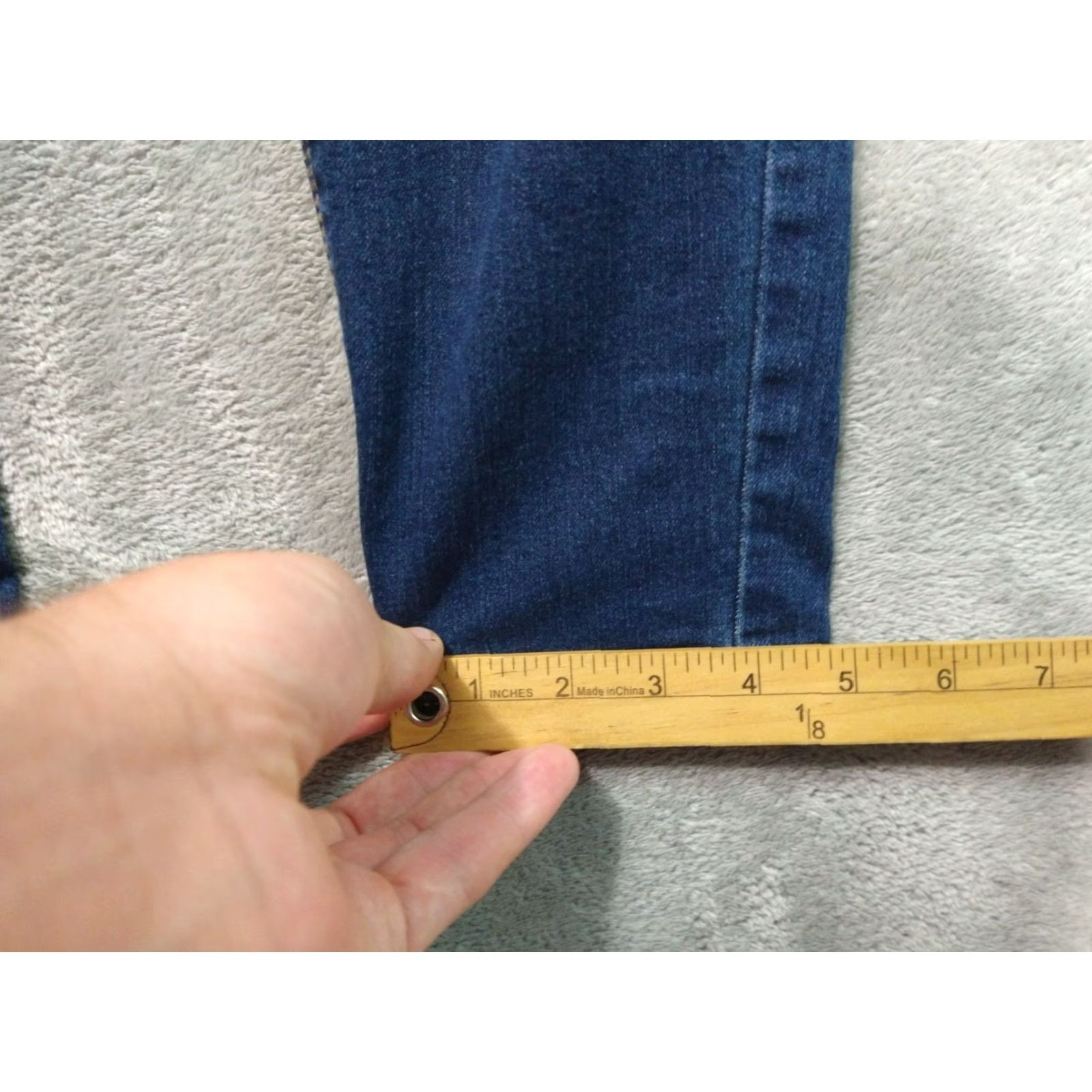 Denime VINTAGE 1822 Jeans Womens 8 Blue Denim Adrianna Skinny Mid Rise Ankle Distressed Dark Pattern: Solid 5-Pocket Design Size 30" / US 8 / IT 44 - 6 Thumbnail