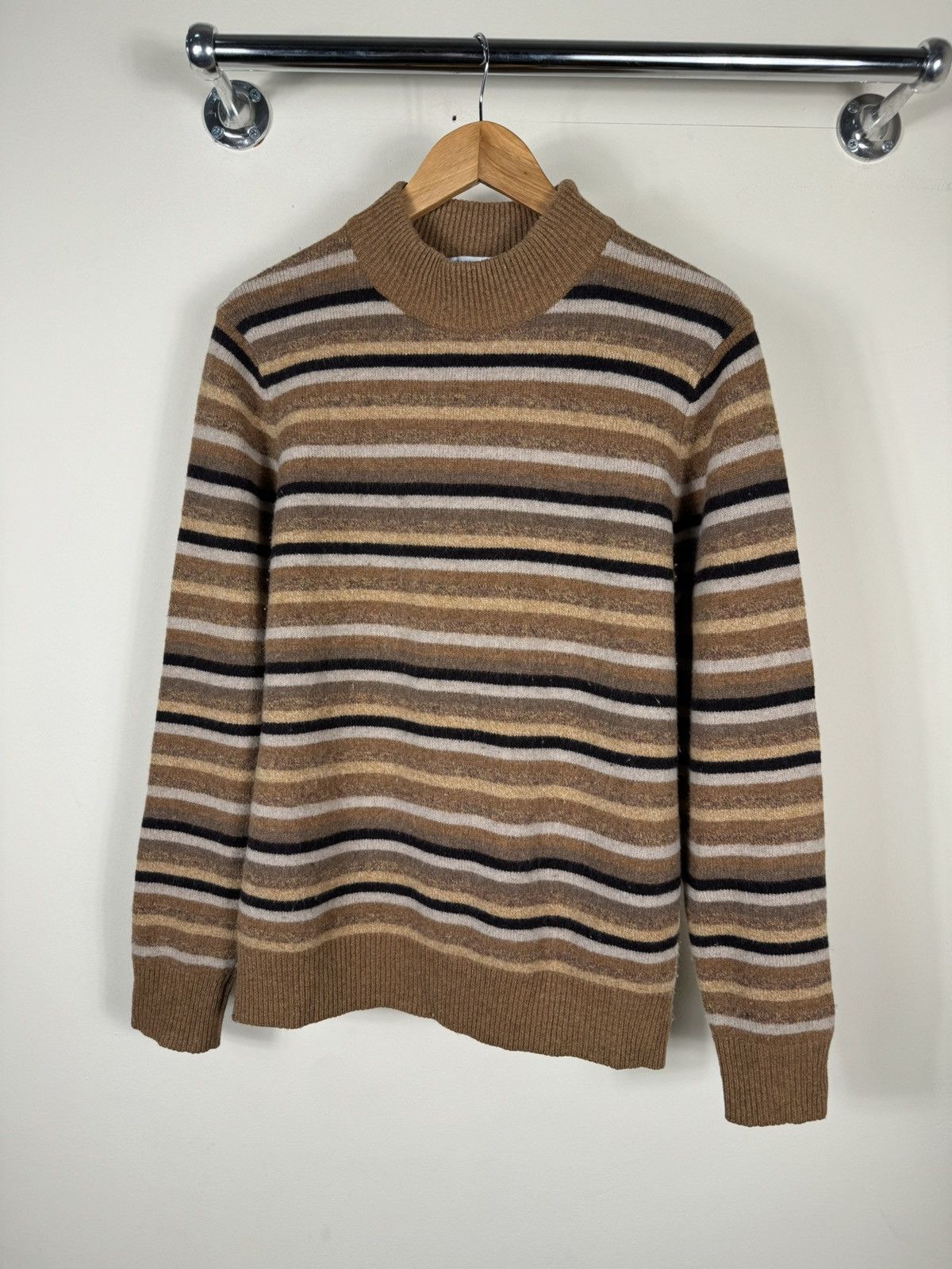 JW Anderson × Japanese Brand × Uniqlo JW ANDERSON x Uniqlo Stripped Multicolor Sweater Size US M / EU 48-50 / 2 - 1 Thumbnail