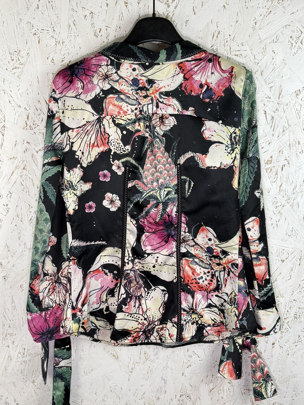 Just Cavalli Vintage Just Cavalli SS06 Floral Print Satin Shirt Blouse Size M / US 6-8 / IT 42-44 - 7 Thumbnail