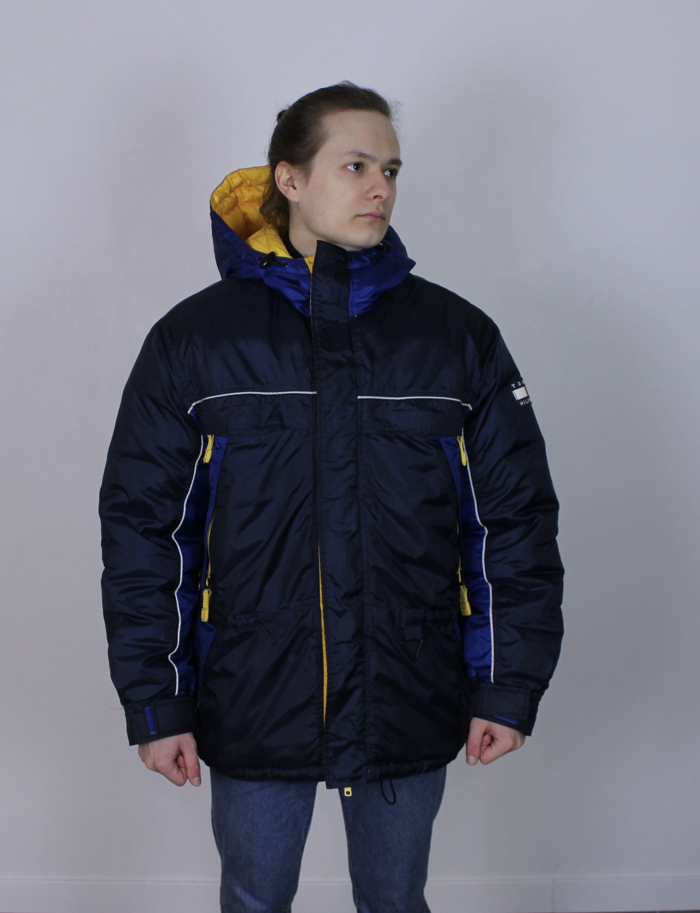 Tommy Hilfiger Tommy Hilfiger heavy vintage jacket rare S M multi Size US M / EU 48-50 / 2 - 11 Thumbnail
