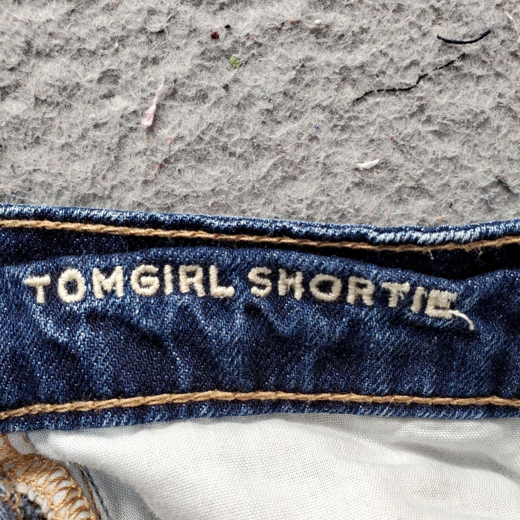 American Eagle Outfitters American Eagle Outfitters Tomgirl Shortie Shorts Womens 4 Blue Denim Distressed Shirt Size 27" / US 4 / IT 40 - 7 Thumbnail