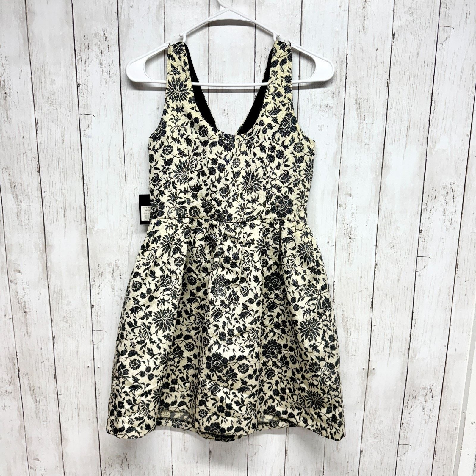 BB Dakota New Jack by BB Dakota Dress Sz 2 V-Neck Wide Strap Mini Size XS / US 0-2 / IT 36-38 - 8 Thumbnail