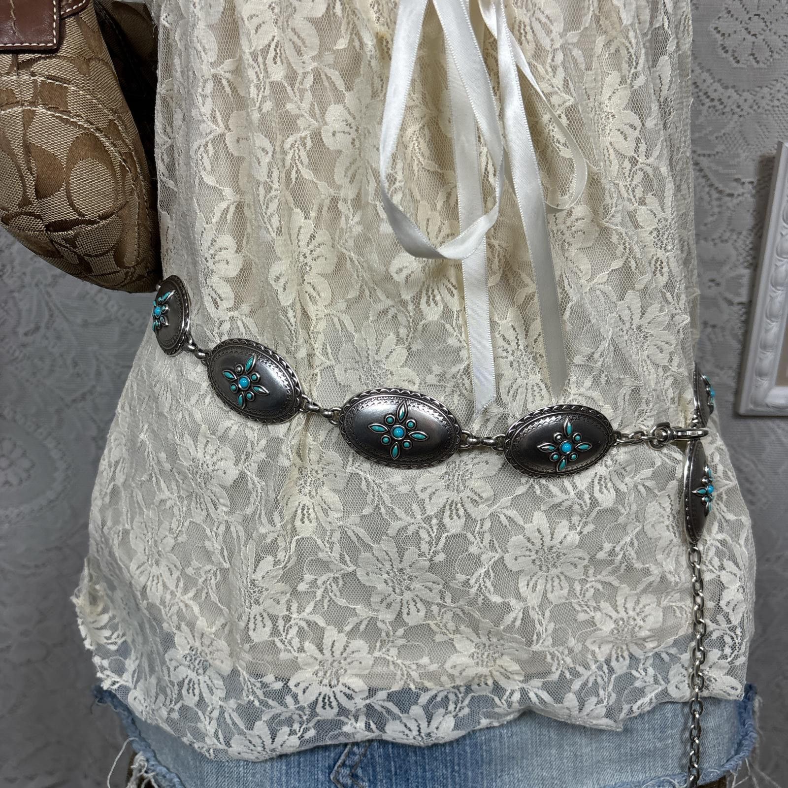 Other vintage silver chain belt with turquoise accents Size ONE SIZE - 4 Thumbnail