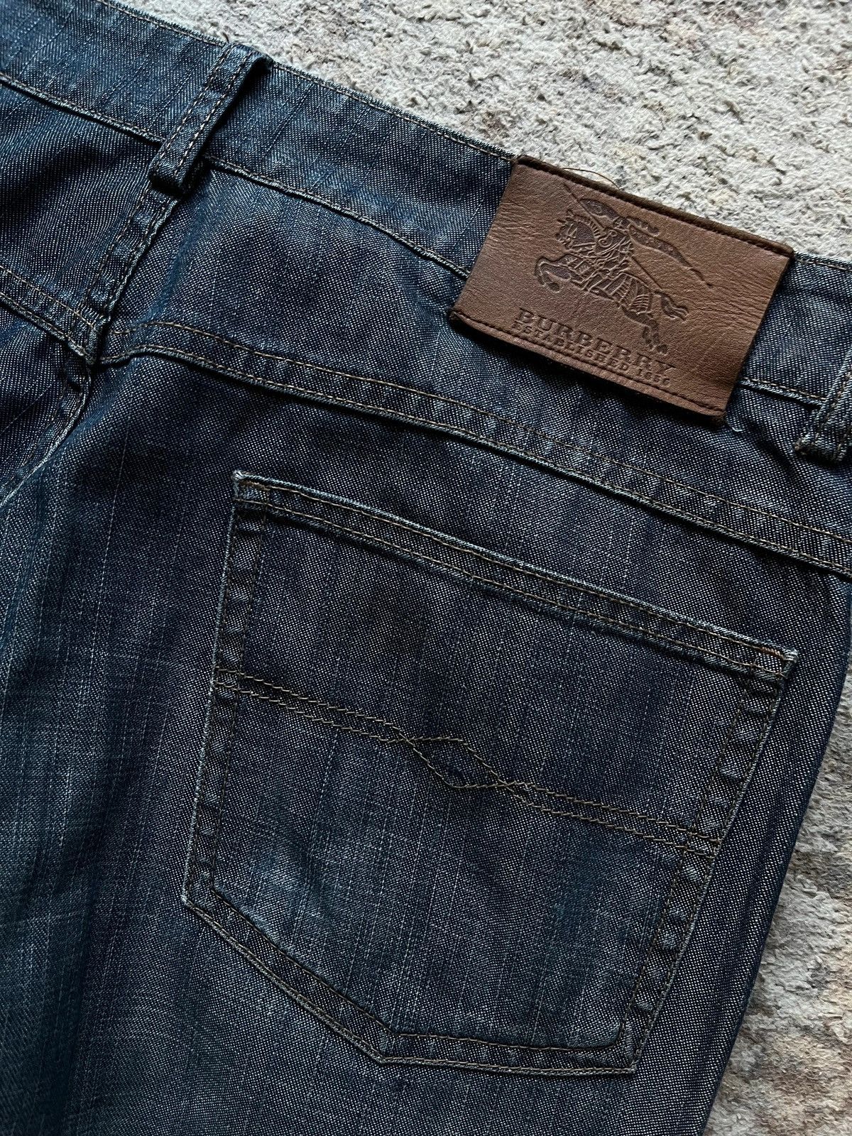 Burberry Burberry London Sz 44 / 36 Baggy Jeans 2000s Size US 36 / EU 52 - 5 Thumbnail