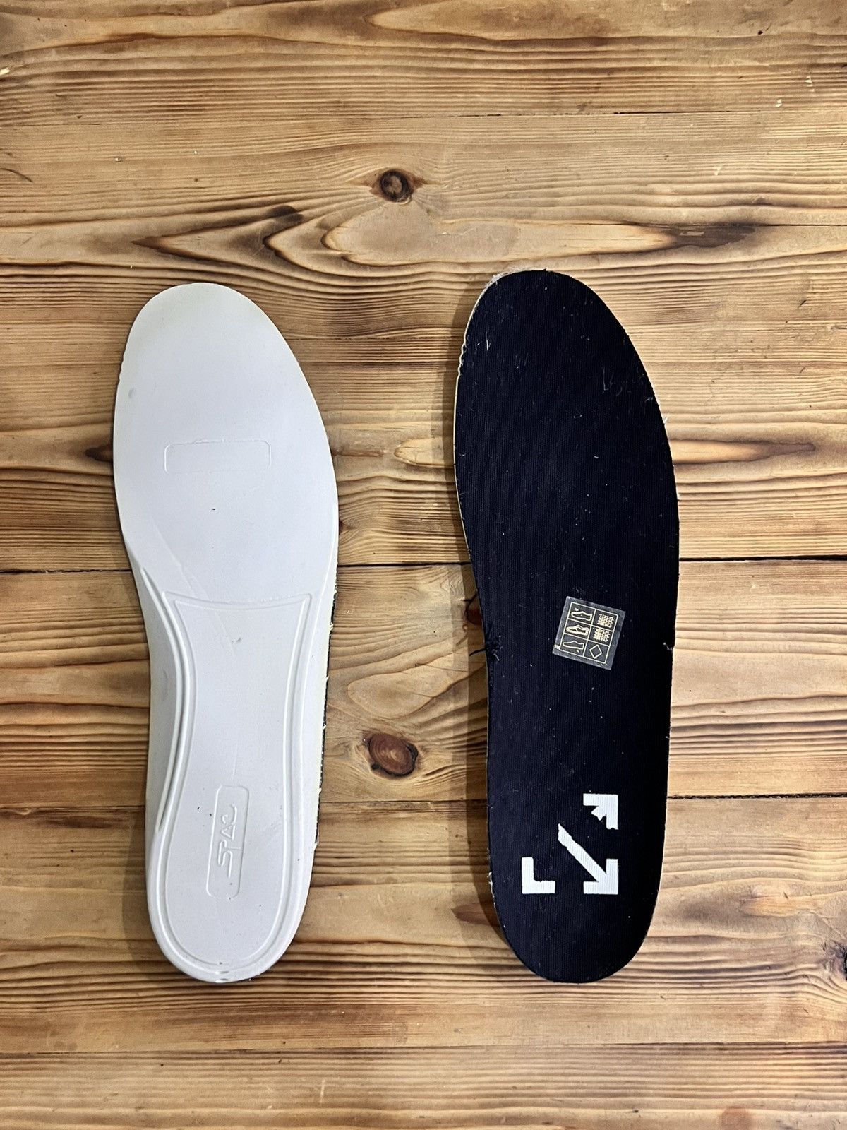 Off-White Off-White Virgil Abloh Moto Wrap Neoprenes Size US 10 / EU 43 - 11 Thumbnail