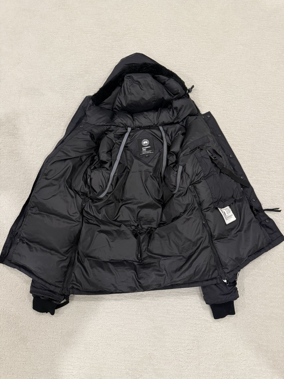 Canada Goose × October's Very Own Canada Goose x OVO constable jacket parka men’s small Size US S / EU 44-46 / 1 - 8 Thumbnail